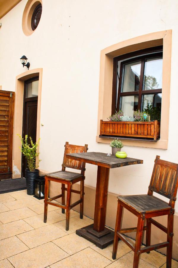 Pension U Hastrmana Prague Ngoại thất bức ảnh