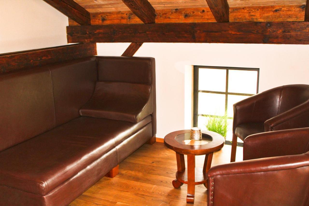 Pension U Hastrmana Prague Ngoại thất bức ảnh