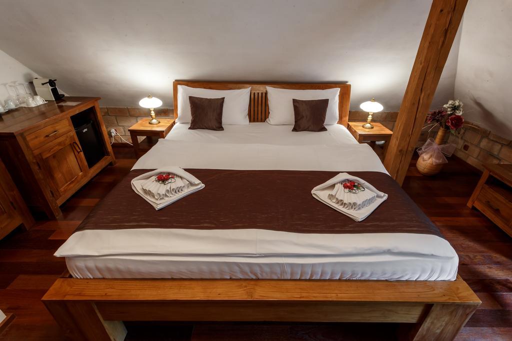 Pension U Hastrmana Prague Ngoại thất bức ảnh