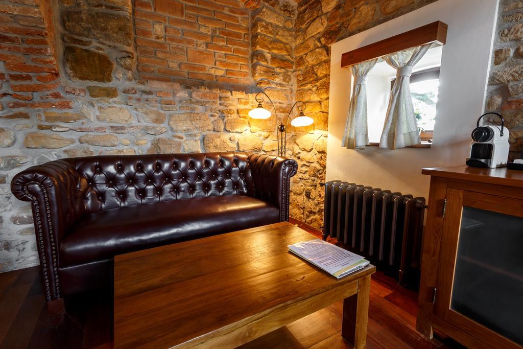 Pension U Hastrmana Prague Ngoại thất bức ảnh